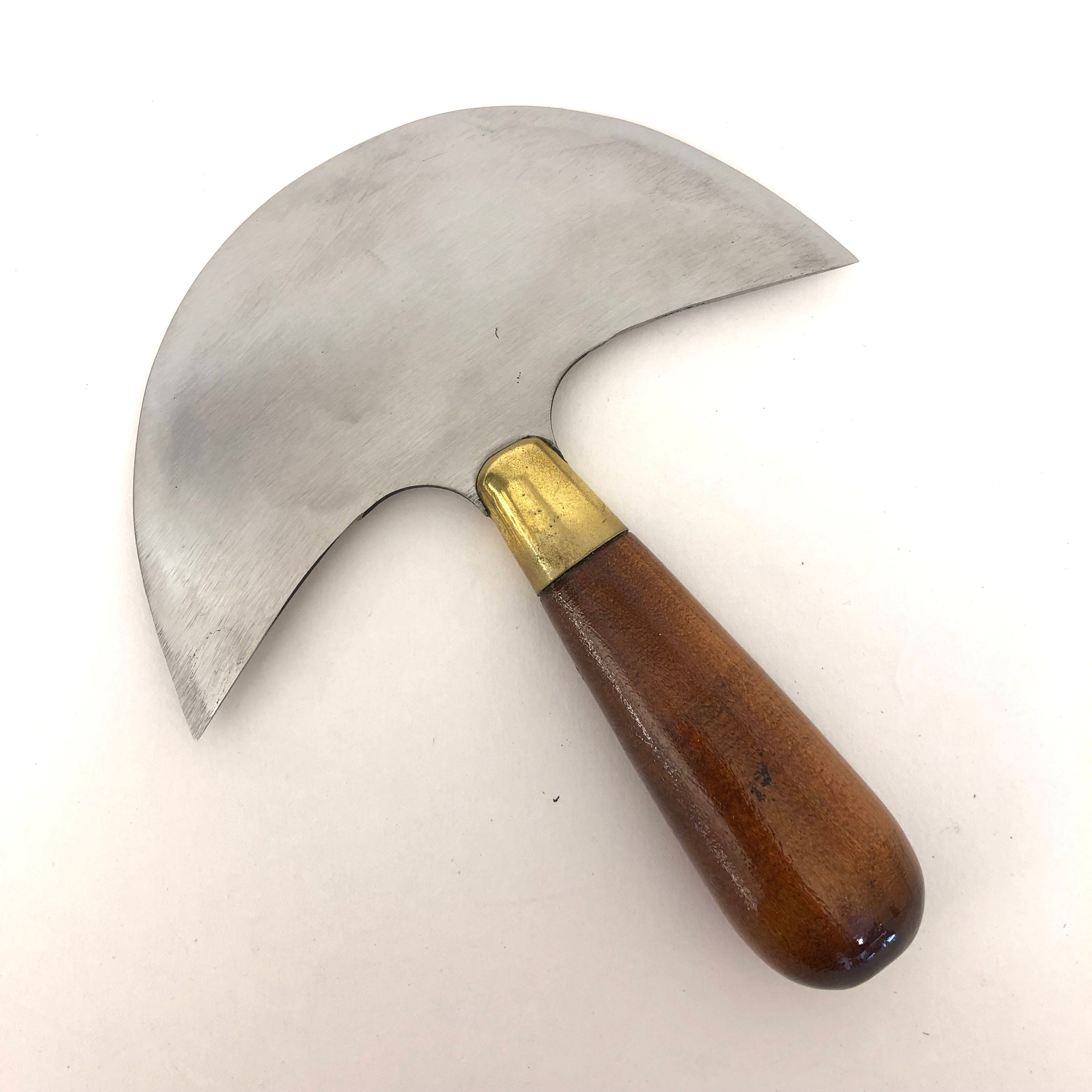 http://www.amblardleatheratelier.com/cdn/shop/products/Round_Knife.jpg?v=1564890406